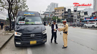Hà Nội: CSGT xử phạt 113 phương tiện kinh doanh vận tải vi phạm trong một ngày