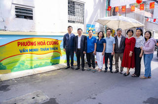 Đà Nẵng: Bờ tường cũ trong kiệt biến thành đường bích họa đẹp mắt