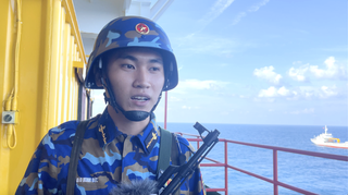 Chiến sĩ nhà giàn DK1 đón năm mới trên biển