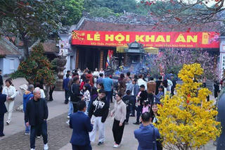 Lễ hội khai ấn Đền Trần: Thay đổi giờ phát ấn