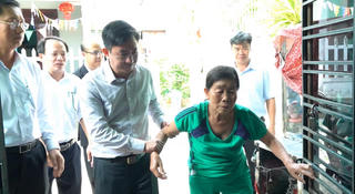 Đà Nẵng: Tăng trưởng gắn với bảo đảm an sinh xã hội