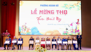 Quảng Ninh: Đồng loạt tổ chức mừng thọ người cao tuổi trong dịp đầu Xuân Bính Ngọ