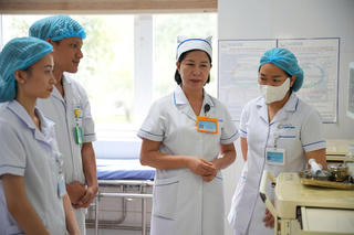 Người thầm lặng phía sau hạnh phúc của mỗi gia đình