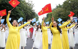 Lan tỏa sắc áo dài – Kết nối văn hóa, tôn vinh phụ nữ Việt trên mọi miền Tổ quốc 