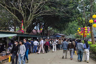 Tạo dựng hình ảnh điểm đến văn minh ở đền Cửa Đặt