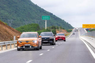 Chủ xe nói thẳng về VinFast VF 8: “Đáng giá tới từng xu, vận hành yên tâm tuyệt đối”