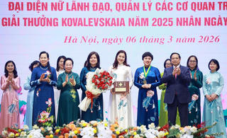 Thủ tướng gặp mặt đại diện nữ lãnh đạo và trao Giải thưởng Kovalevskaia năm 2025