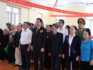 Tam Hưng (Hà Nội): người dân nô nức đi bầu cử