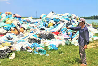 Đà Nẵng: Hàng nghìn tấn rác tồn đọng 