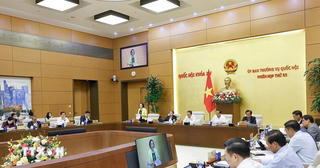 [Ảnh] Ủy ban Thường vụ Quốc hội cho ý kiến về hai dự án Luật