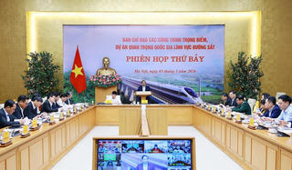 Thủ tướng chủ trì họp Thường trực Chính phủ thúc đẩy triển khai các dự án đường sắt