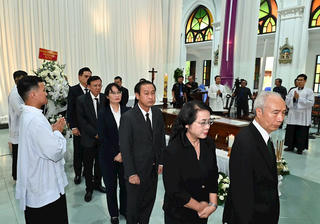 Lãnh đạo TP Hồ Chí Minh viếng Đức Hồng y Gioan Baotixita Phạm Minh Mẫn