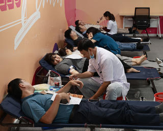 Đà Nẵng: Hàng trăm người hiến máu nhân đạo lan tỏa giá trị sống vì cộng đồng