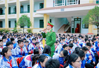 Bạo lực học đường thời số hóa