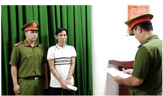 Bắt hai đối tượng "cát tặc" liên quan cán bộ Công an xã hy sinh