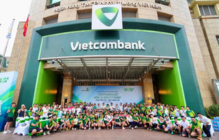Vietcombank phát động Giải chạy “Vietcombank Run &Share 2026: Vạn trái tim - Một niềm tin”, hướng tới mục tiêu gây quỹ 11 tỷ đồng hỗ trợ học sinh, sinh viên
