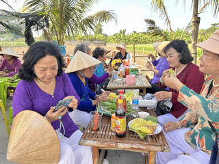 Chợ phiên Xóm Rẫy 'mở lối' nông dân Đồng Tháp làm du lịch