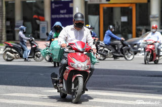 Cảnh báo nắng nóng ở khu vực miền Đông Nam Bộ, Thanh Hóa đến Quảng Ngãi