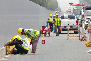 Rào chắn gần 700m Đại lộ Thăng Long để thi công Metro số 5