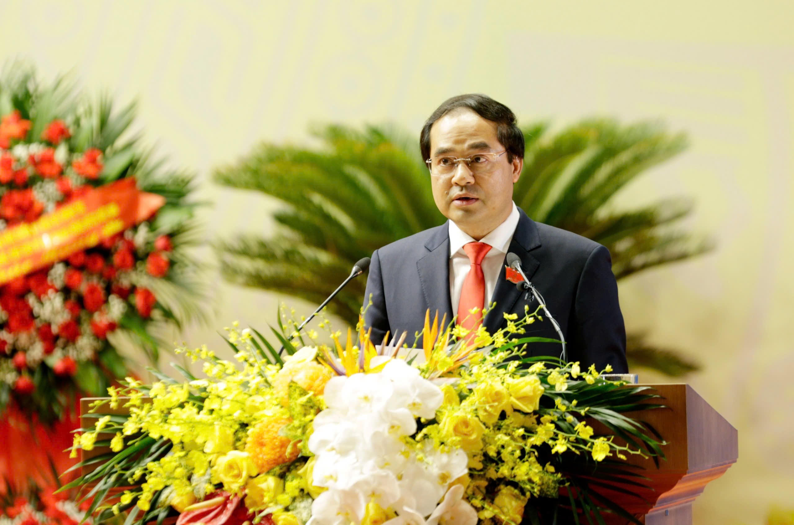 Bí thư Tỉnh ủy, Chủ tịch HĐND tỉnh Lào Cai Trịnh Xuân Trường phát biểu khai mạc Đại hội. Ảnh: Ngô Hùng.