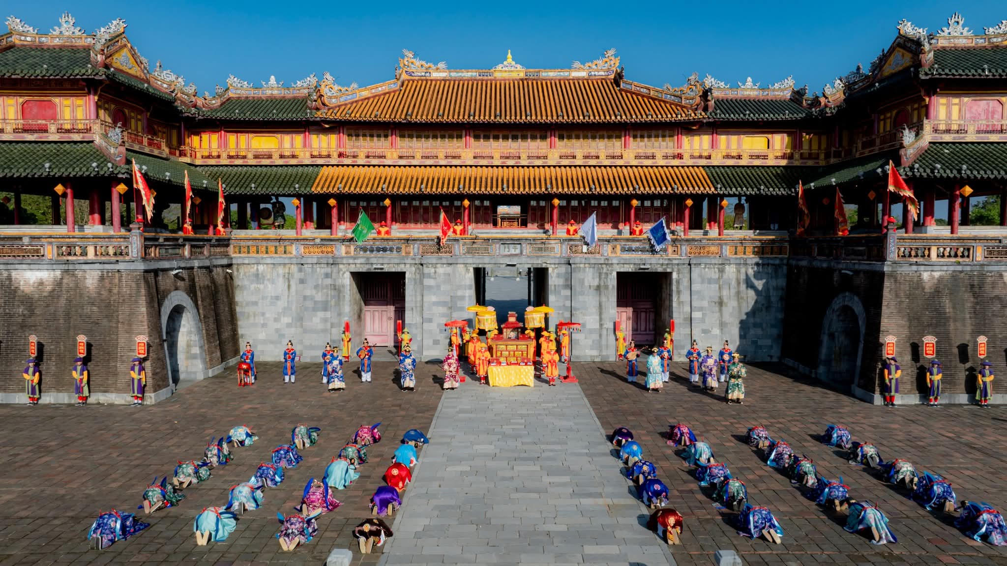 Hàng năm, sau khi nha Khâm Thiên Giám soạn lịch xong, triều đình tổ chức lễ Ban Sóc dưới sự điều hành của hai viên ở Bộ Lễ và Thiên Giám.&nbsp;Ảnh: P.K.