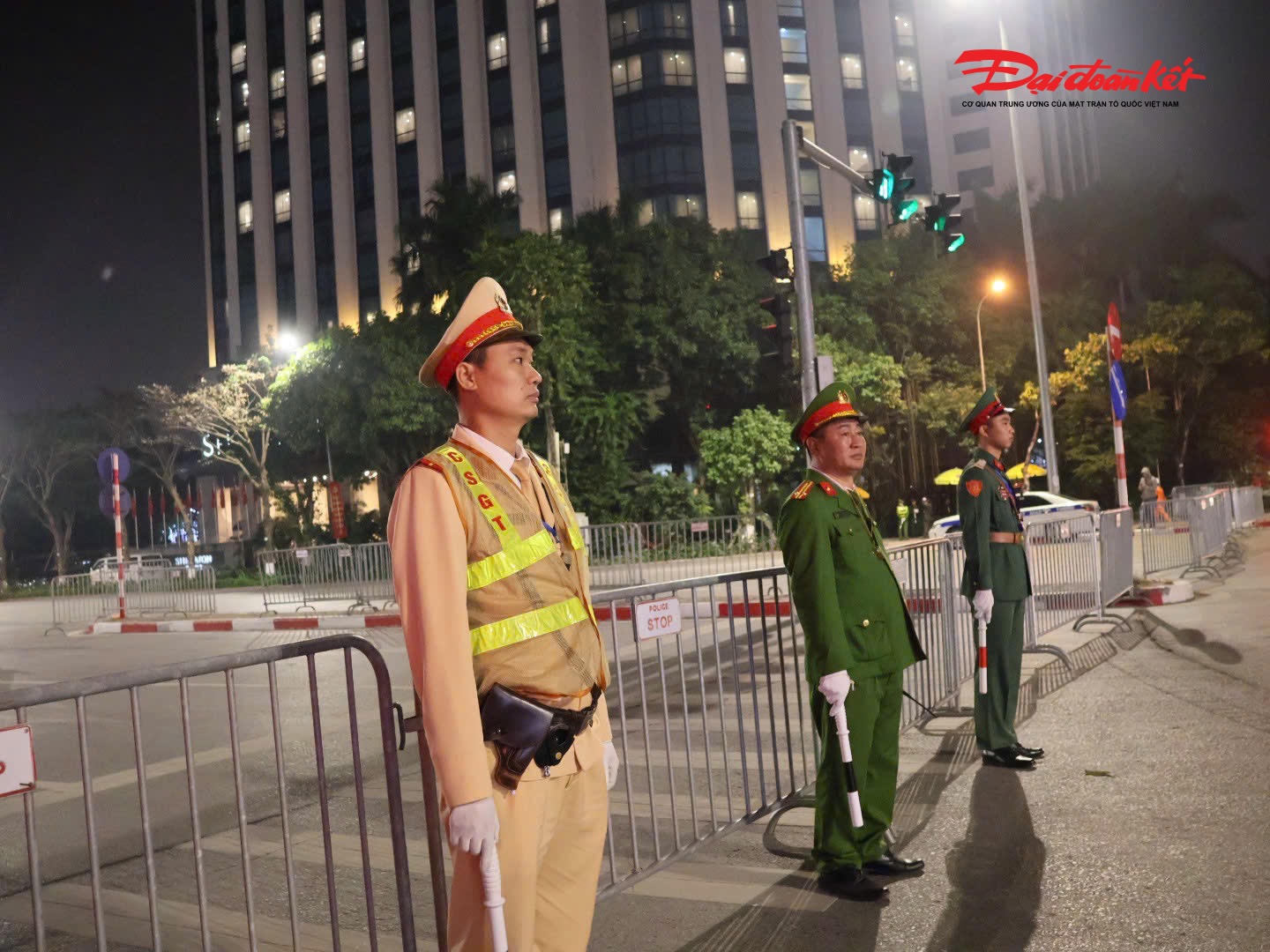 Thông qua buổi diễn tập, Công an TP Hà Nội đánh giá toàn diện khả năng hiệp đồng, phối hợp giữa các lực lượng; kiểm tra tính chủ động, linh hoạt và khả thi của các phương án bảo đảm trật tự, an toàn giao thông. Trên cơ sở đó tiếp tục rà soát, bổ sung, hoàn thiện phương án, sẵn sàng triển khai hiệu quả khi Chương trình nghệ thuật đặc biệt chào mừng thành công Đại hội XIV của Đảng chính thức diễn ra, bảo đảm an toàn, trang trọng, góp phần vào thành công chung của sự kiện.