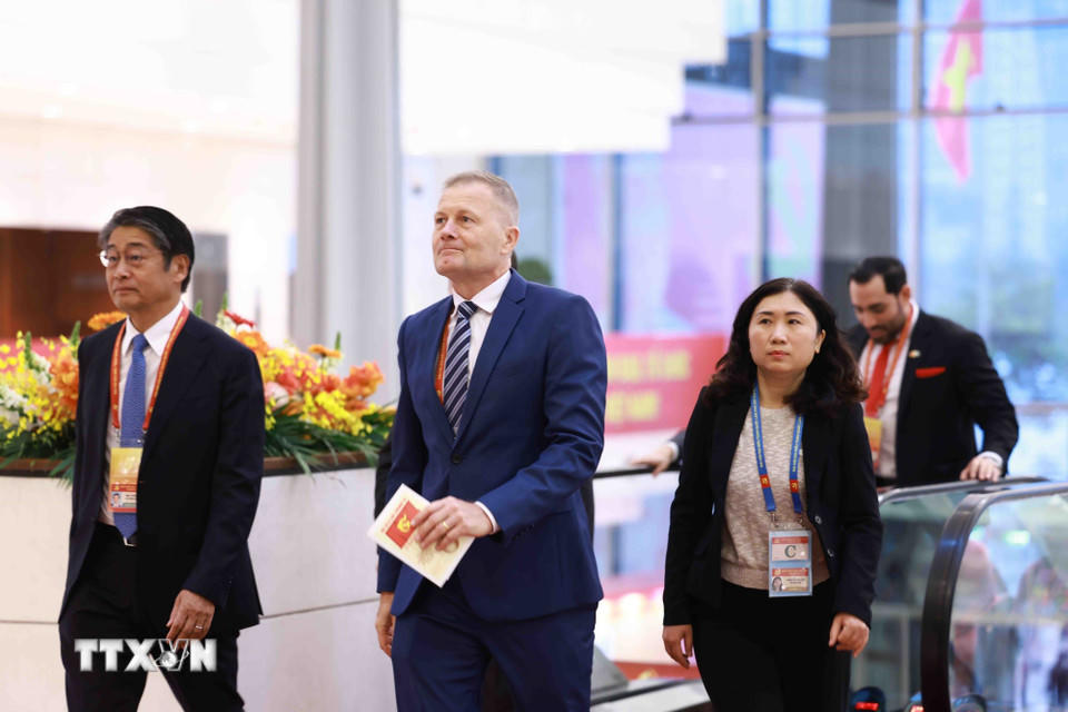 Các đại biểu quốc tế đến dự phiên khai mạc Đại hội XIV của Đảng. (Nguồn: TTXVN)