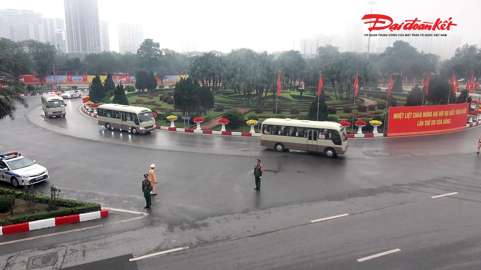 Giao thông Thủ đô vận hành ổn định, thông suốt phục vụ Đại hội XIV.