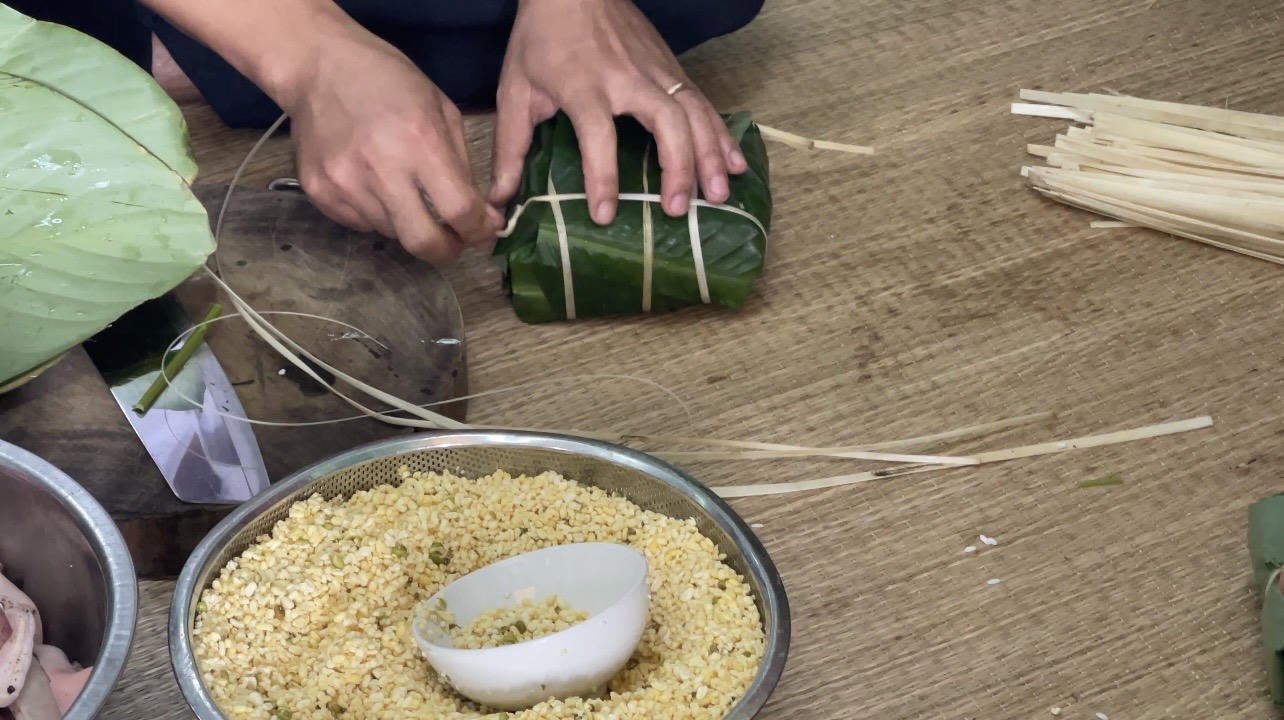 Những hình ảnh thân quen nhưng ở cách xa đất liền hàng trăm cây số. Ảnh: Đoàn Xá.