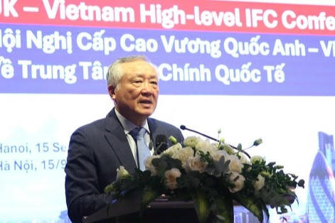 Mong muốn tiếp tục nhận được sự hỗ trợ, đồng hành của Vương quốc Anh trong xây dựng và phát triển Trung tâm tài chính quốc tế