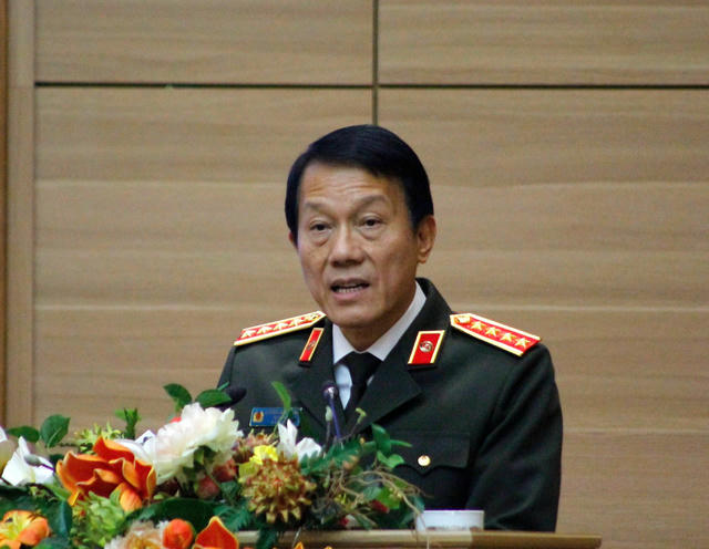 Bộ trưởng Bộ Công an Lương Tam Quang tiếp xúc cử tri tại tỉnh Hưng Yên Bộ trưởng Bộ Công an Lương Tam Quang tiếp xúc cử tri tại tỉnh Hưng Yên